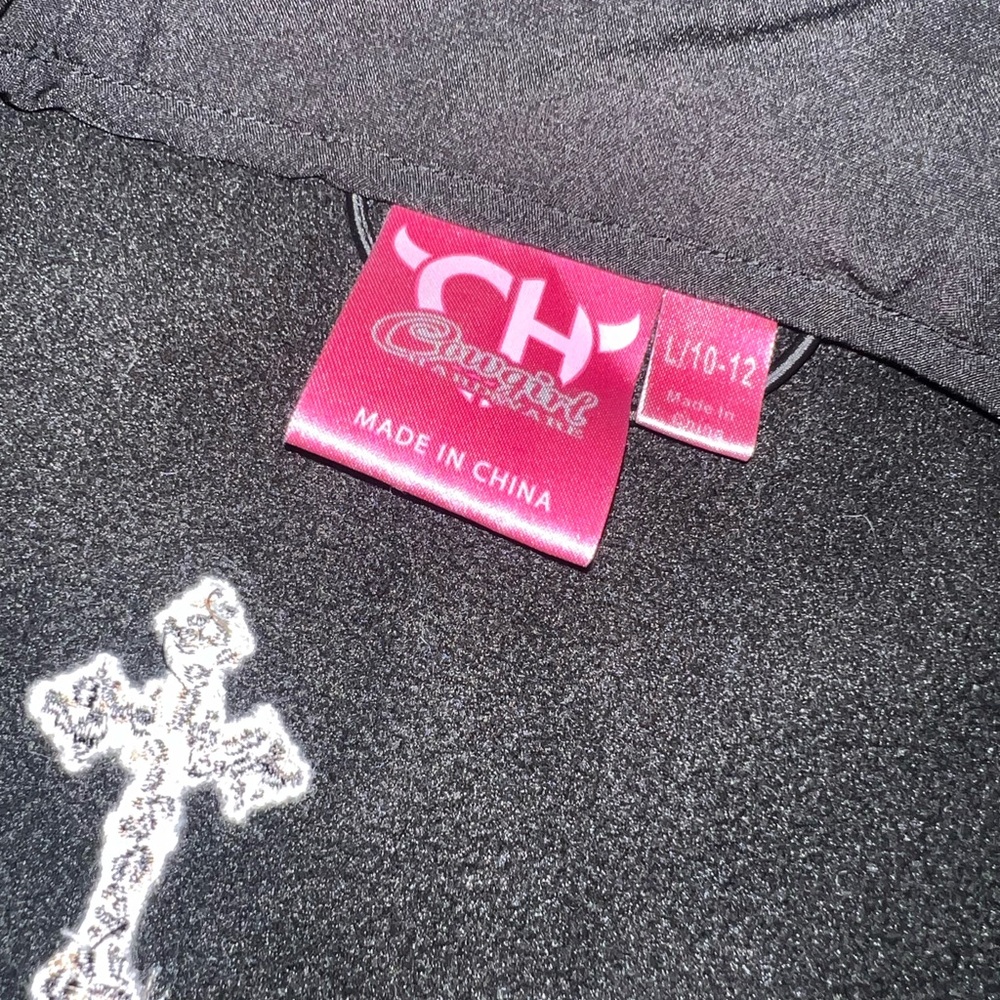 Girls Black Vest with Leopard Cross Design - Picture 6 of 6